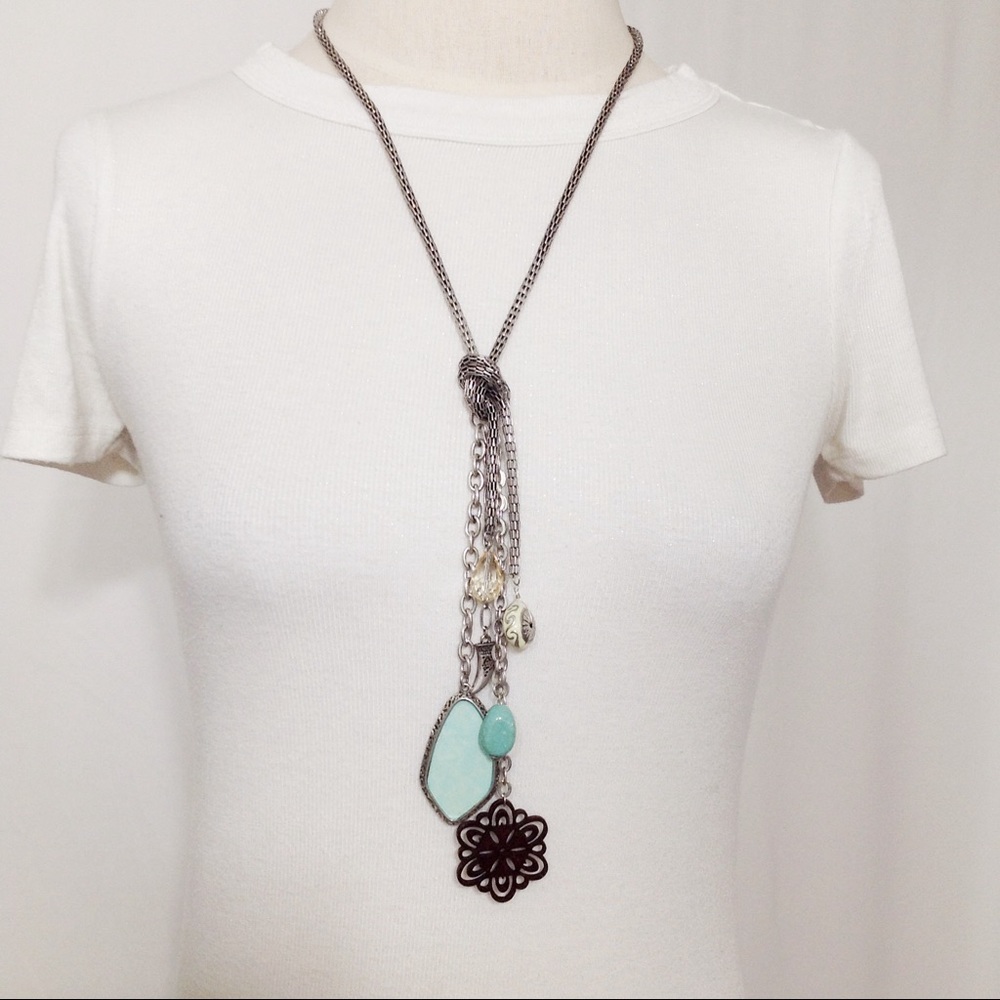 Lariat style Silvertone Necklace